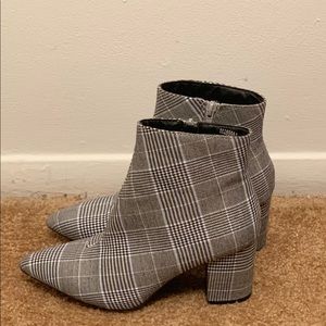 Plaid Women’s Booties Size 8